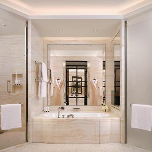 Grand Premier King Room