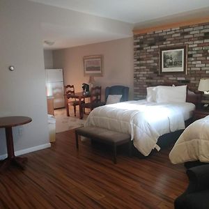 Premium King Room