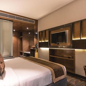 Single Room Male only