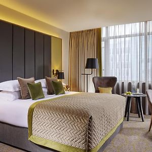 Premium King Room