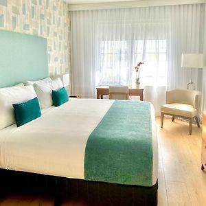 Partial Ocean View King Room