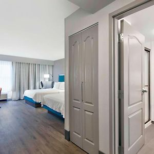 Queen Room Two Queen Beds Mobility Hearing Access or Non-Smoking