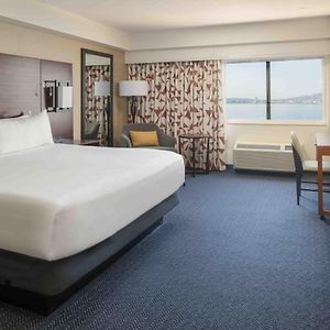 Non-Smoking Bay View King Room