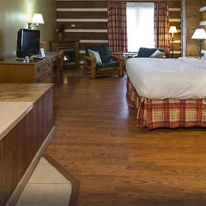 Honeymoon King Suite