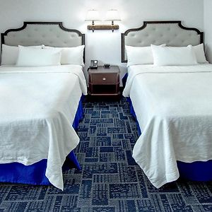 Double Room Two Double Beds Non-Smoking