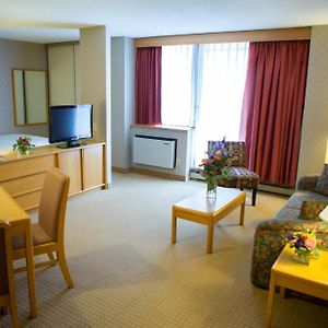 Executive Studio Suite