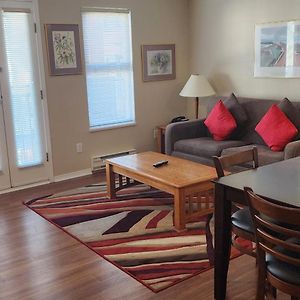 Park One-Bedroom Room