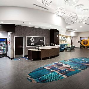 Hampton Inn & Suites - Raleigh Downtown