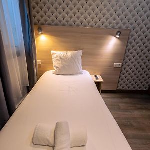 Standard Room with 1 Single Bed