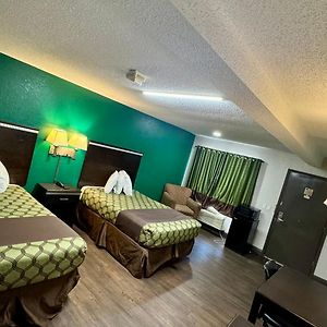 Double Room Two Double Beds Non-Smoking