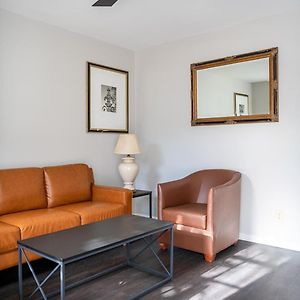 Superior King Suite