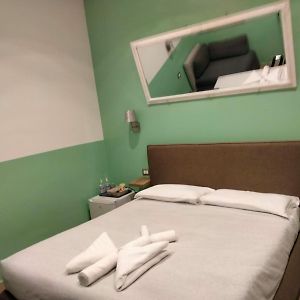 Private Bathroom King Room
