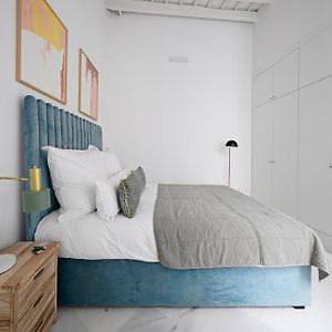 1 Bedroom Apartment Sofa Bed