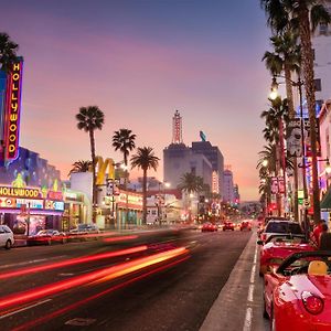 Los Angeles Premium Suites With Free Parking