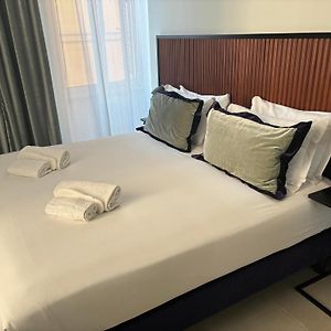 Separate Building Room