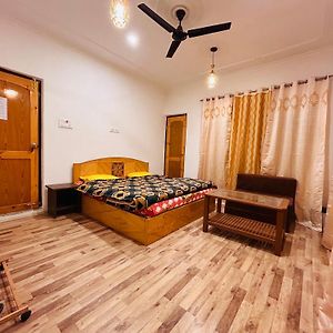 John'S Homestay