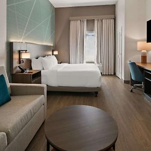 Queen Suite Two Queen Beds Non-Smoking