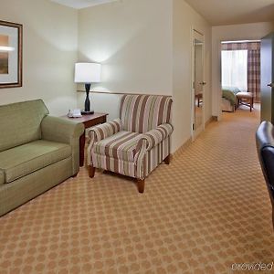 One-Bedroom King Suite