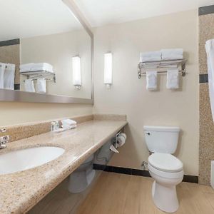 Superior Queen Suite