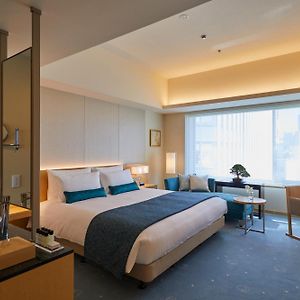 Premier Room
