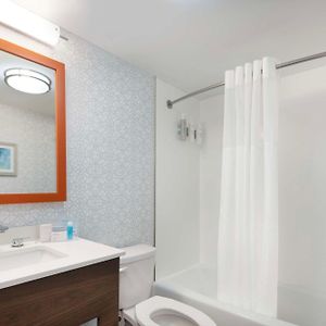 2 Queen Beds partial Oceanview
