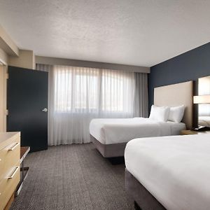 One-Bedroom King Suite