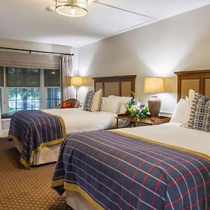 Tradition Room