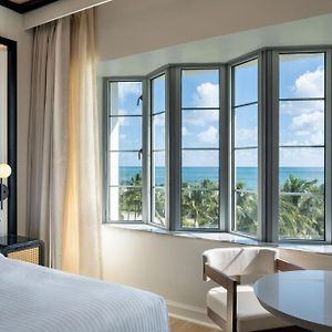Deluxe King Room ocean view
