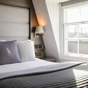 Small Queen Room