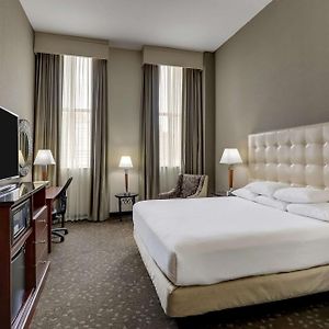 Deluxe  King Room Disability Access