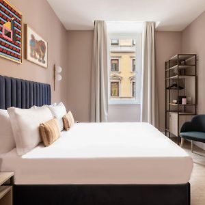 Medium Single Room