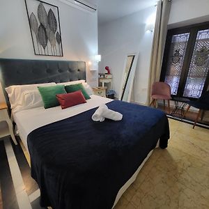 Interior Economy Twin Room