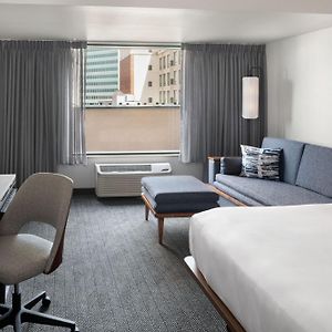King Room Mobility accessible