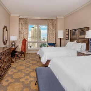 Tradition Queen Room