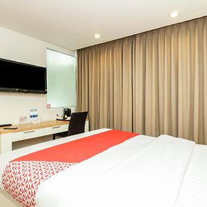 Oyo 225 Premier Place Bangkok