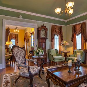 Victorian House Bed And Breakfast