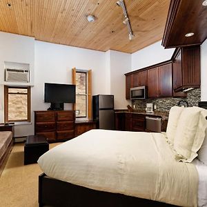 Presidential King Suite