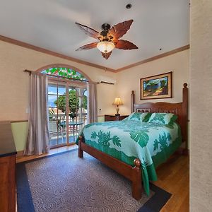 Lahaina Room
