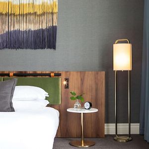 King Room Mobility or hearing accessible