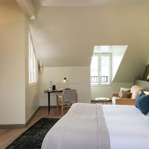 Prestige King Suite