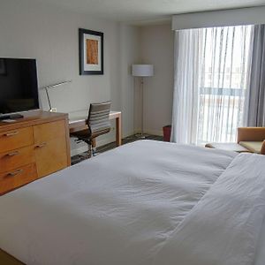 King Room Mobility Access