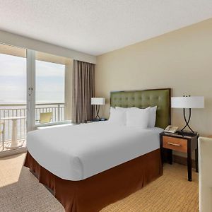 Oceanfront Queen Studio