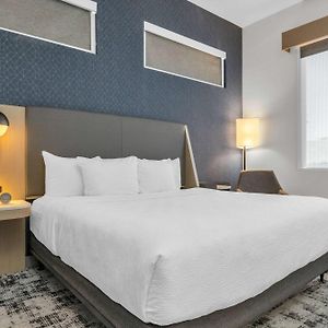 King Room Mobility accessible