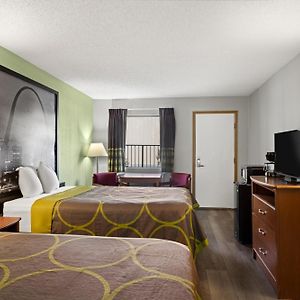 Queen Room Two Queen Beds
