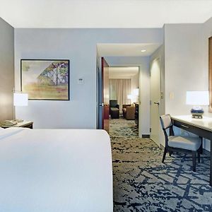 Premium King Suite Non-Smoking