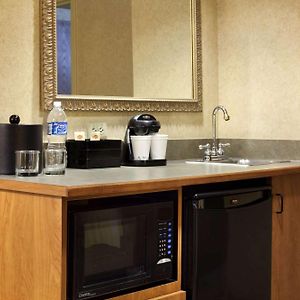 Premium King Suite