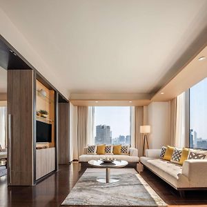 Executive King Suite
