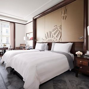 Premier Twin Room