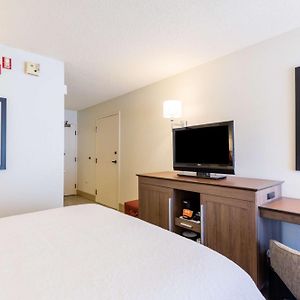 Queen Room Mobility accessible