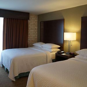 Queen Suite